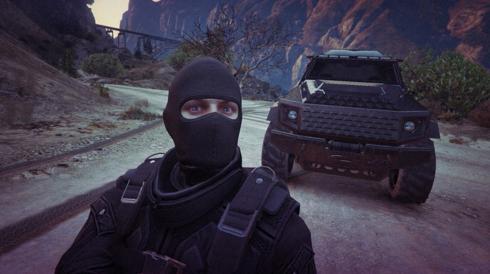 How to wear night vision balaclava? Grand Theft Auto V General
