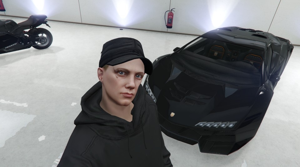What does your GTA Online character look like? N7rLti1qc06JtGko46S8Sw_0_0