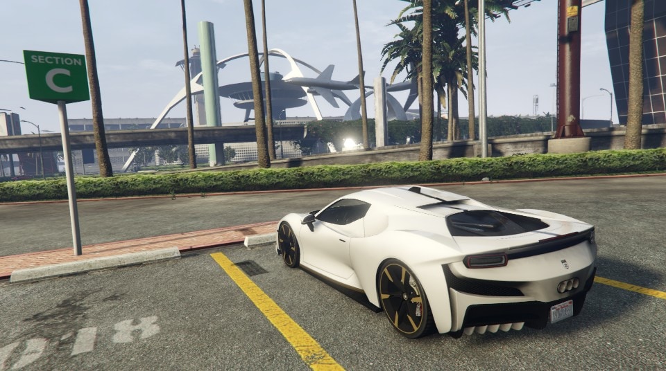 If anyone is interested, the SC1 on display at Luxury Autos has black stock  rims : r/gtaonline